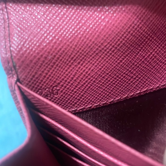 EUC, Auth PRADA MILANO Saffiano Leather Wallet w/Chain for Satchel  use - Picture 5 of 17